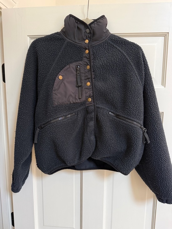 FP Movement by Free People Jackets & Blazers - Free People Movement Black Women’s Sherpa Fleece Jacket